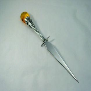 Briefopener met Barnsteen